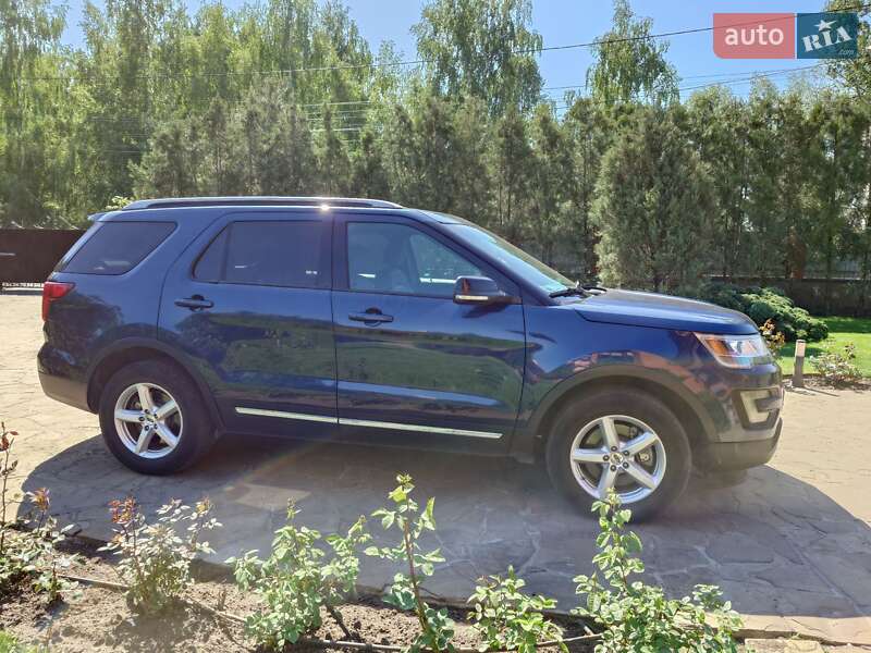 Внедорожник / Кроссовер Ford Explorer 2017 в Днепре