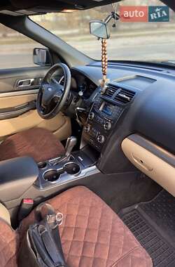 Позашляховик / Кросовер Ford Explorer 2017 в Києві