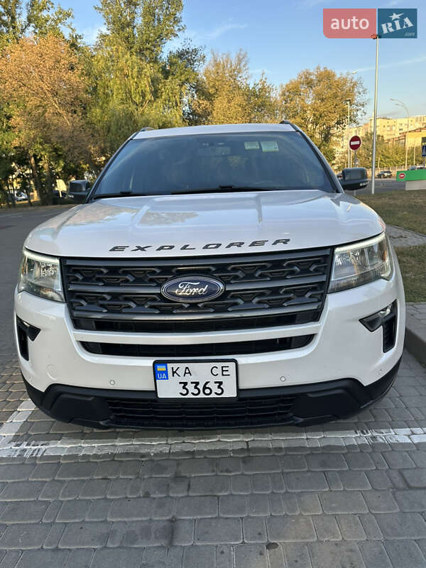 Ford Explorer