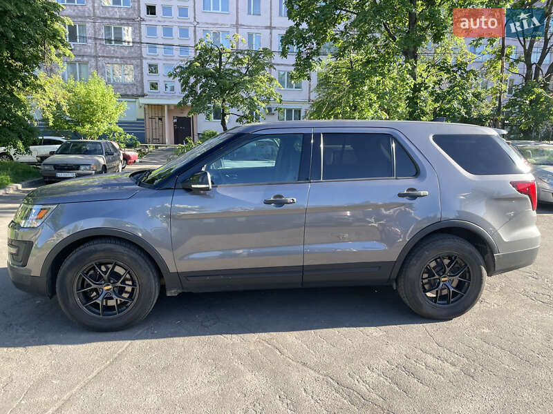 Позашляховик / Кросовер Ford Explorer 2017 в Києві