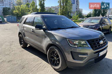 Позашляховик / Кросовер Ford Explorer 2017 в Києві