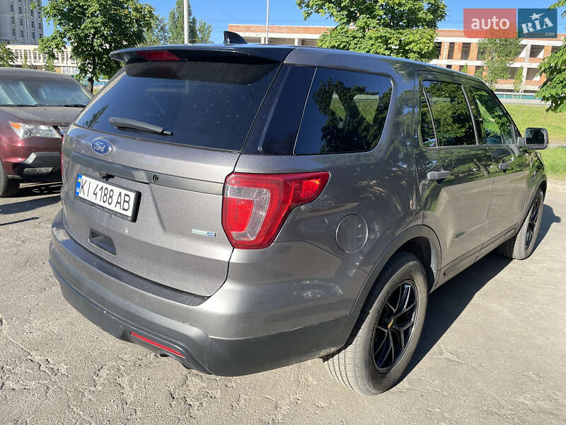 Позашляховик / Кросовер Ford Explorer 2017 в Києві