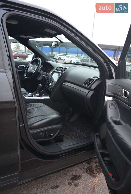 Позашляховик / Кросовер Ford Explorer 2017 в Кривому Розі фото 17 Позашляховик / Кросовер Ford Explorer 2017 в Кривому Розі