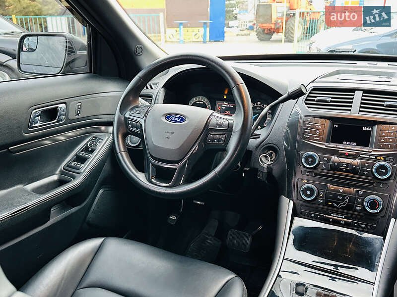 Позашляховик / Кросовер Ford Explorer 2017 в Харкові