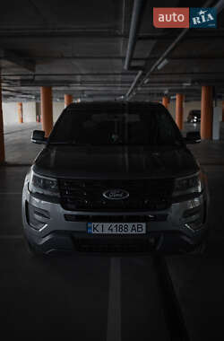 Позашляховик / Кросовер Ford Explorer 2017 в Києві