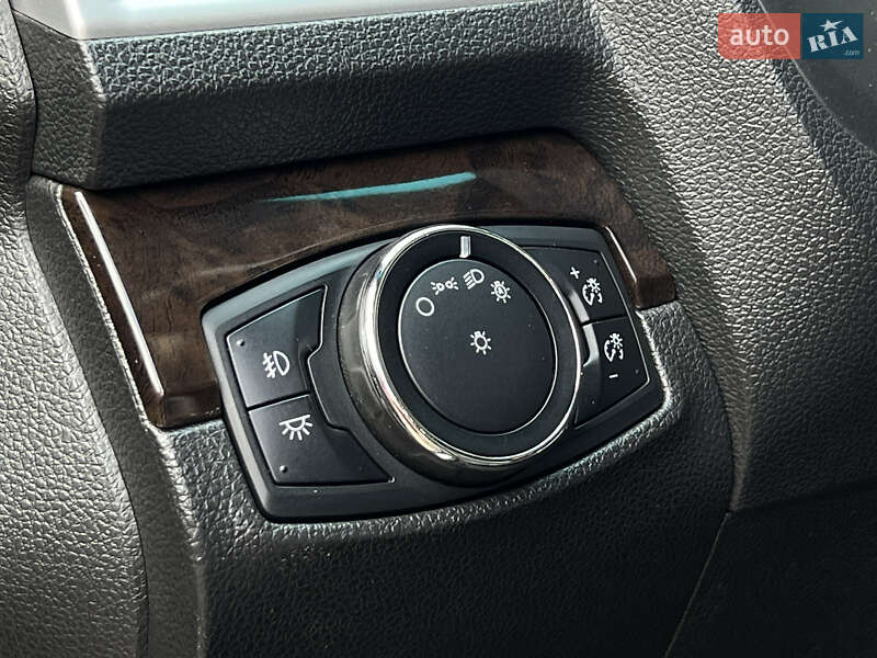 Позашляховик / Кросовер Ford Explorer 2014 в Львові