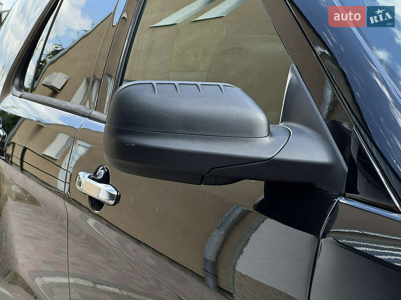 Позашляховик / Кросовер Ford Explorer 2014 в Львові