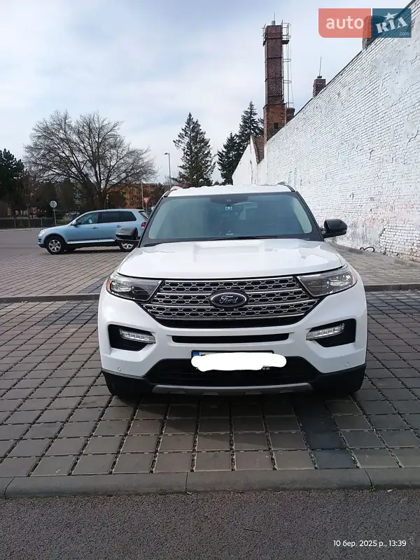 Ford Explorer
