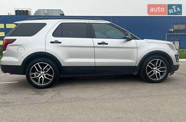 Позашляховик / Кросовер Ford Explorer 2017 в Дніпрі