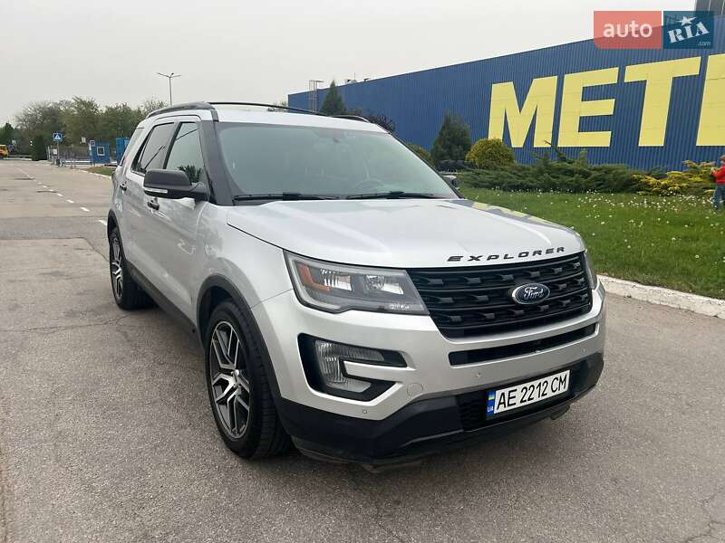 Позашляховик / Кросовер Ford Explorer 2017 в Дніпрі