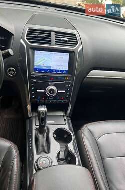 Позашляховик / Кросовер Ford Explorer 2017 в Дніпрі