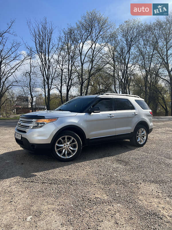 Позашляховик / Кросовер Ford Explorer 2015 в Первомайську фото 2 Позашляховик / Кросовер Ford Explorer 2015 в Первомайську