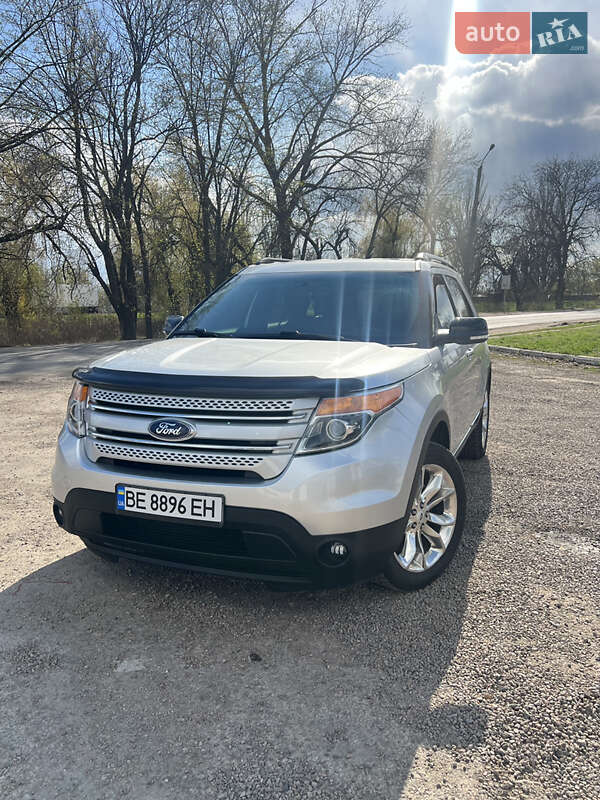 Позашляховик / Кросовер Ford Explorer 2015 в Первомайську фото Позашляховик / Кросовер Ford Explorer 2015 в Первомайську