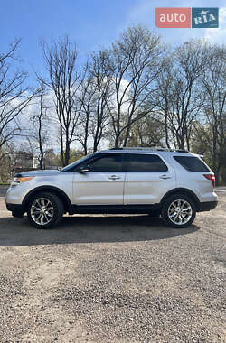 Позашляховик / Кросовер Ford Explorer 2015 в Первомайську фото 5 Позашляховик / Кросовер Ford Explorer 2015 в Первомайську