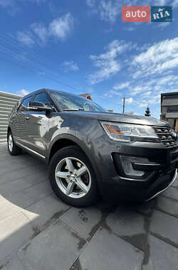 Ford Explorer  2017