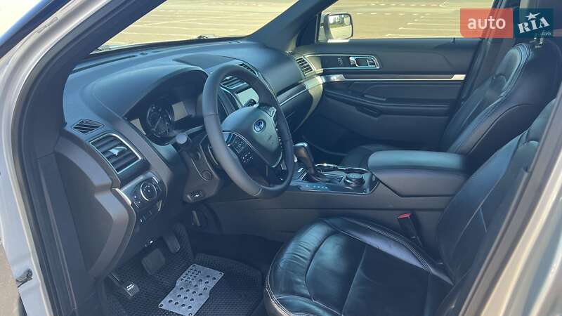 Внедорожник / Кроссовер Ford Explorer 2016 в Одессе фото 11 Внедорожник / Кроссовер Ford Explorer 2016 в Одессе