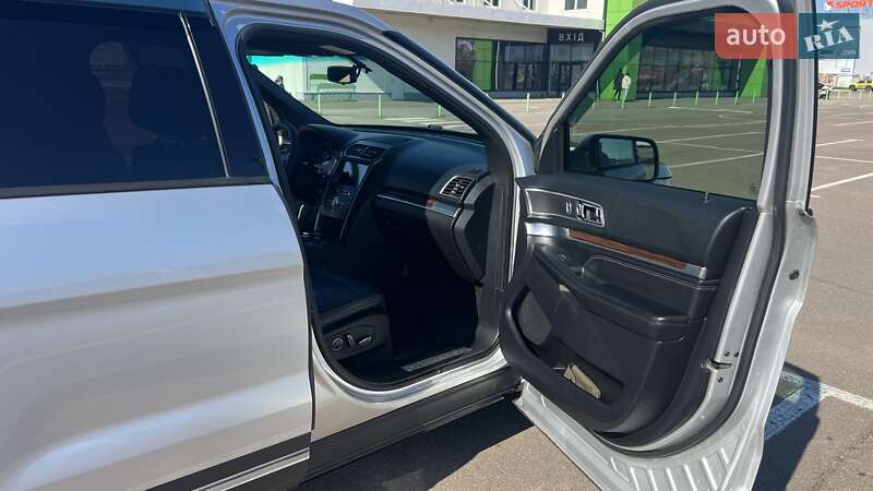 Внедорожник / Кроссовер Ford Explorer 2016 в Одессе фото 13 Внедорожник / Кроссовер Ford Explorer 2016 в Одессе