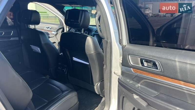 Внедорожник / Кроссовер Ford Explorer 2016 в Одессе фото 14 Внедорожник / Кроссовер Ford Explorer 2016 в Одессе