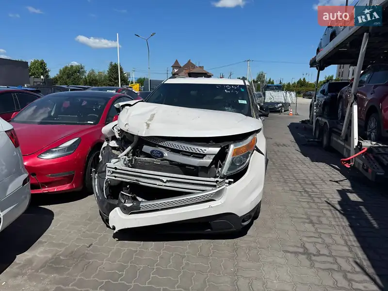 Ford Explorer