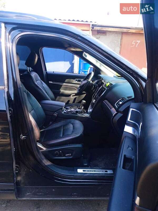 Внедорожник / Кроссовер Ford Explorer 2018 в Киеве