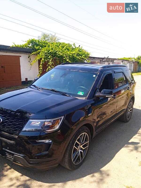 Внедорожник / Кроссовер Ford Explorer 2018 в Киеве