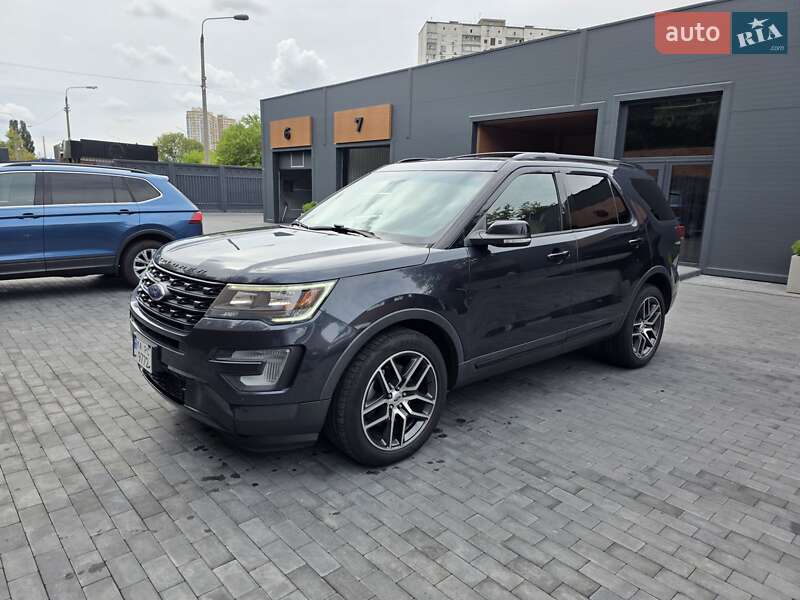 Внедорожник / Кроссовер Ford Explorer 2016 в Киеве