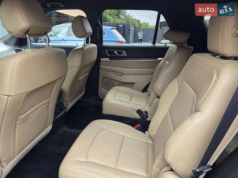 Внедорожник / Кроссовер Ford Explorer 2016 в Киеве