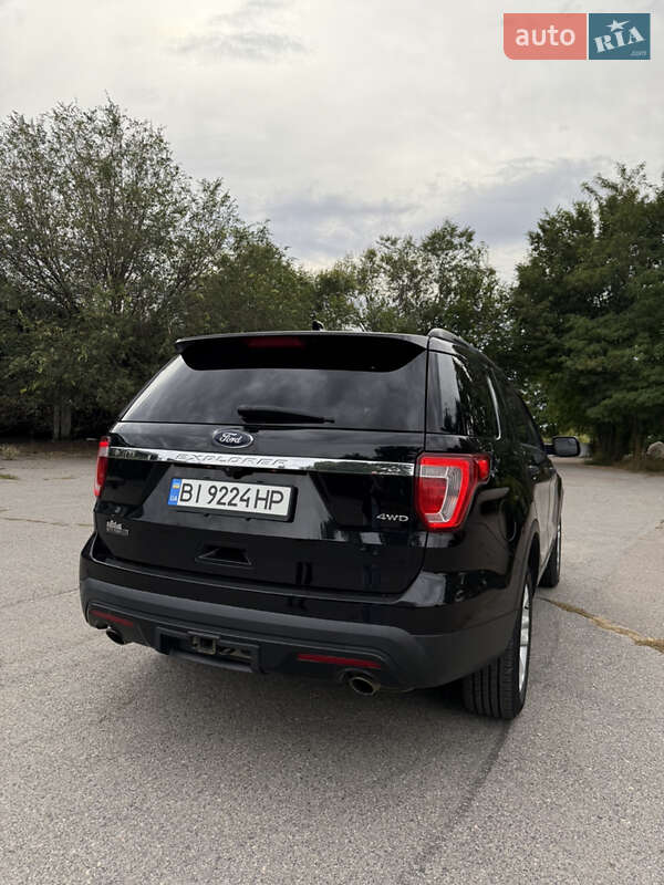 Внедорожник / Кроссовер Ford Explorer 2017 в Лубнах