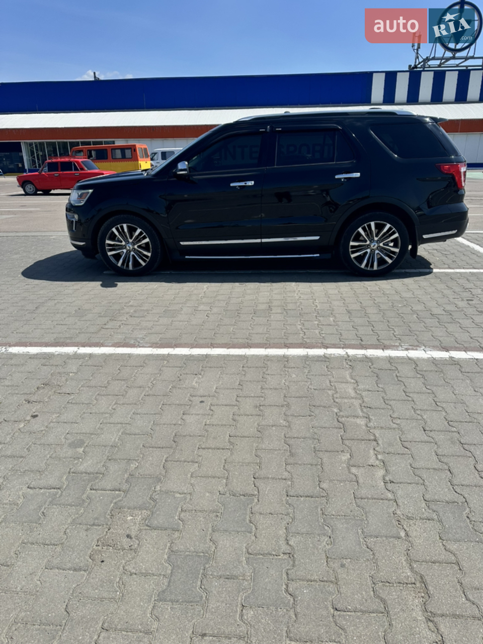 2016 Ford Explorer - мініатюра 3
