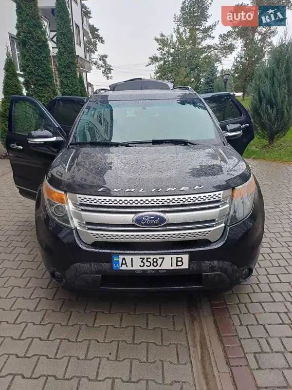 Ford Explorer
