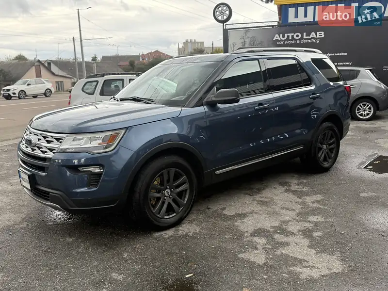 Ford Explorer