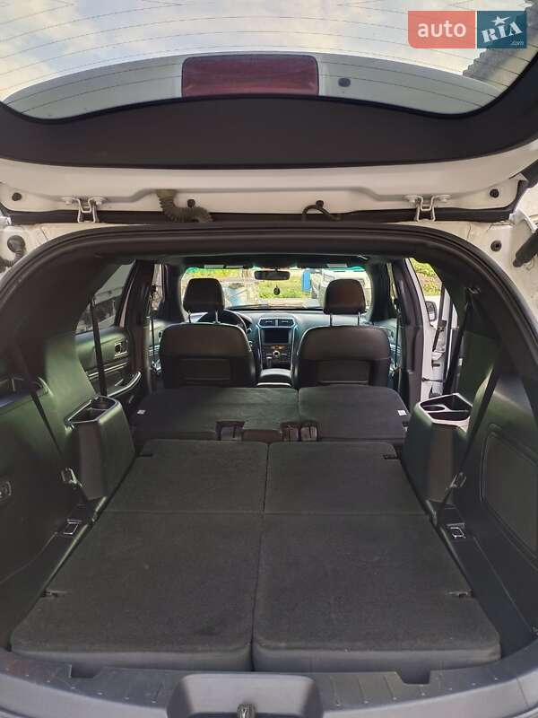 Внедорожник / Кроссовер Ford Explorer 2016 в Диканьке