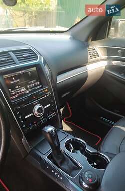 Внедорожник / Кроссовер Ford Explorer 2016 в Диканьке