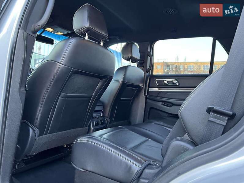 Внедорожник / Кроссовер Ford Explorer 2016 в Ковеле