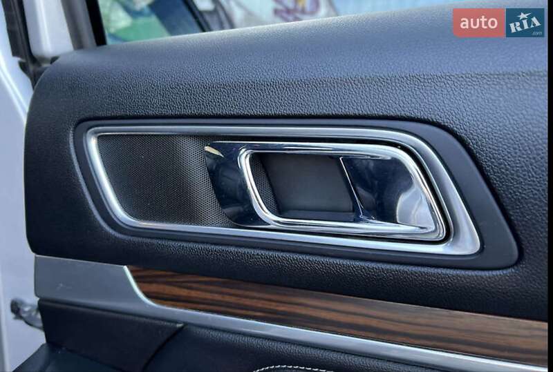 Внедорожник / Кроссовер Ford Explorer 2016 в Ковеле