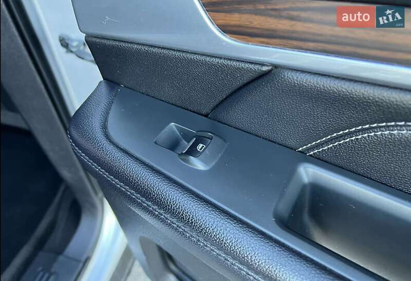 Внедорожник / Кроссовер Ford Explorer 2016 в Ковеле