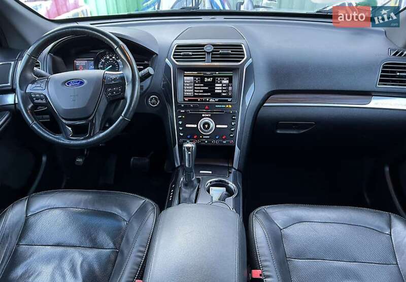 Внедорожник / Кроссовер Ford Explorer 2016 в Ковеле