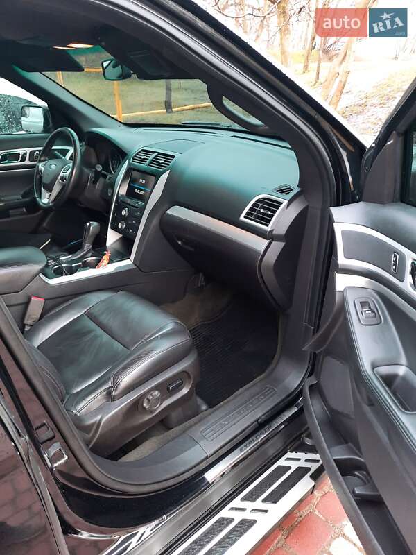 Внедорожник / Кроссовер Ford Explorer 2014 в Ивано-Франковске