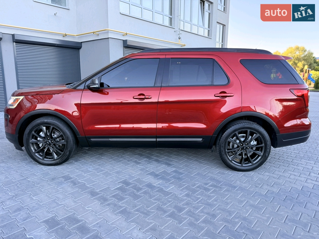 2018 Ford Explorer - мініатюра 5