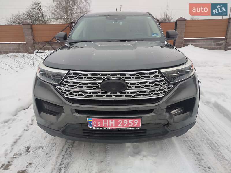 Ford Explorer