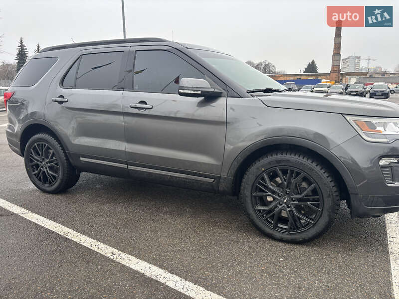 Внедорожник / Кроссовер Ford Explorer 2018 в Житомире