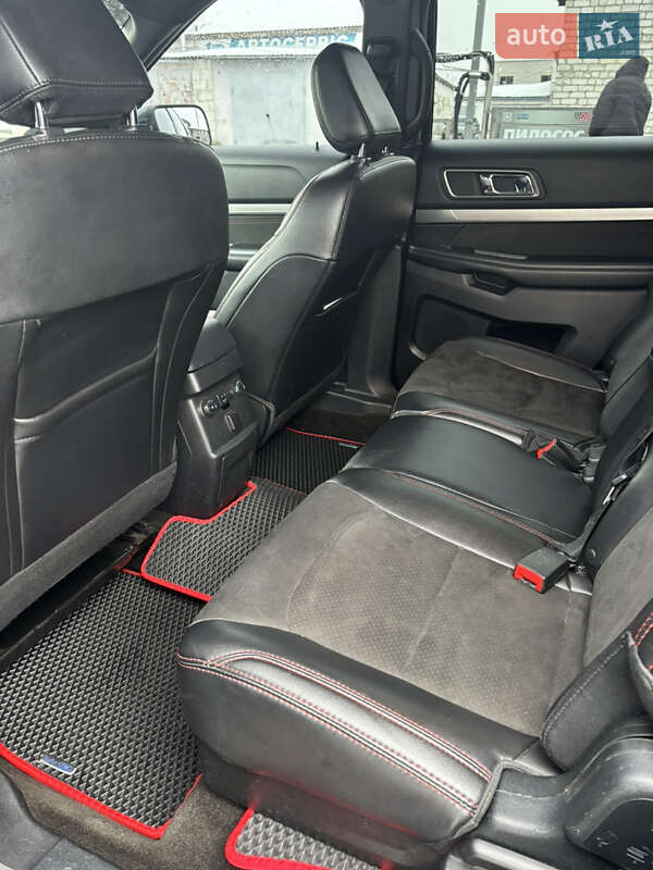Внедорожник / Кроссовер Ford Explorer 2018 в Житомире