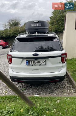 Внедорожник / Кроссовер Ford Explorer 2016 в Херсоне