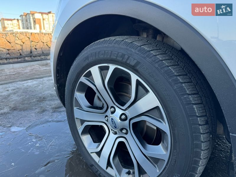 Позашляховик / Кросовер Ford Explorer 2018 в Києві
