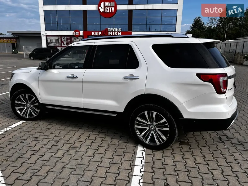 Ford Explorer