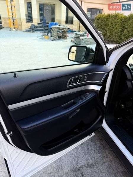 Внедорожник / Кроссовер Ford Explorer 2017 в Львове
