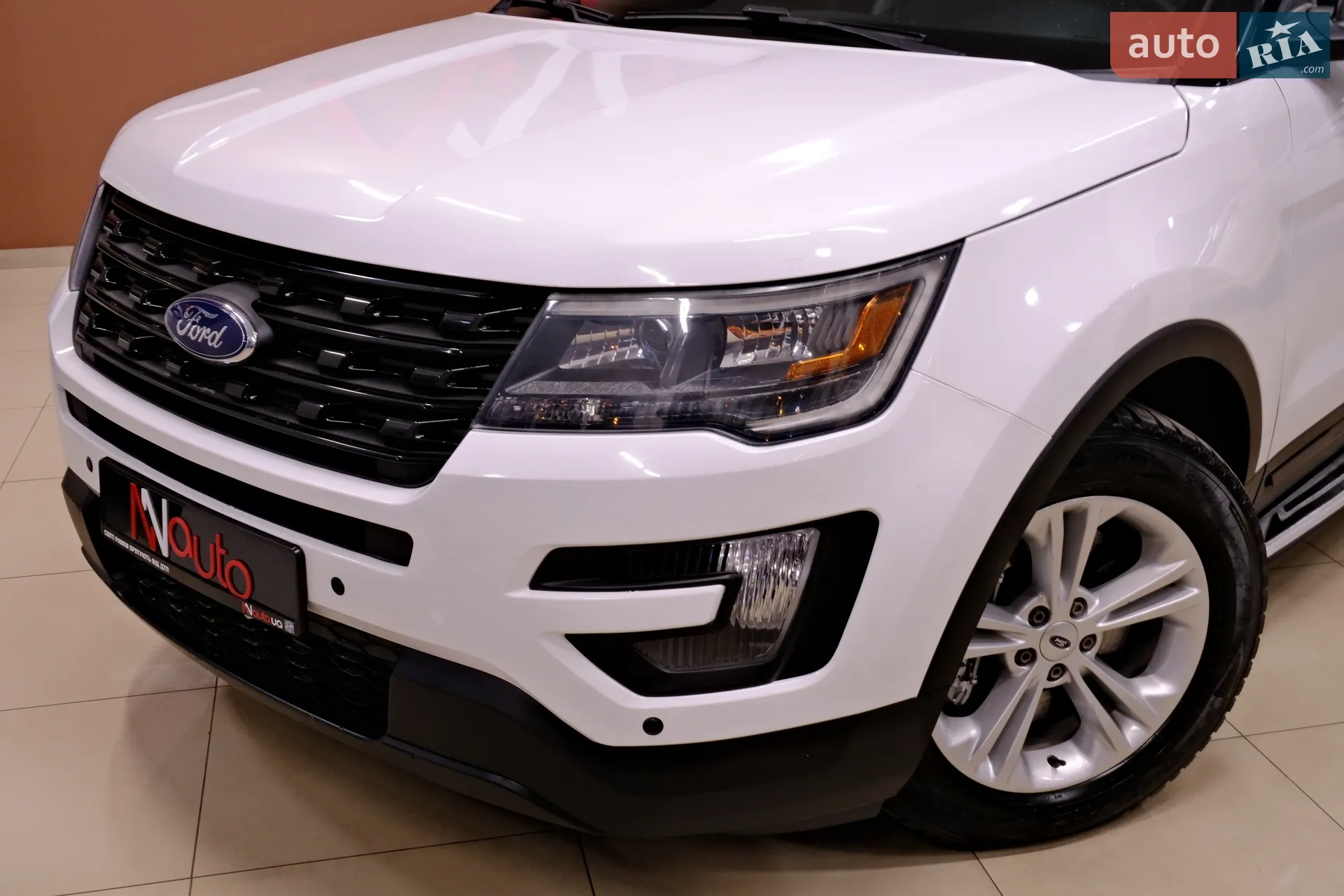 Ford Explorer 2017 VIN 1FM5K8AR3HGC26169 фото оголошення 13 з 46
