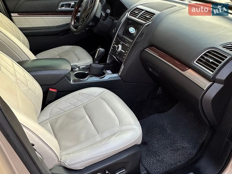 Внедорожник / Кроссовер Ford Explorer 2017 в Виннице