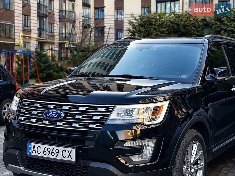 Ford Explorer