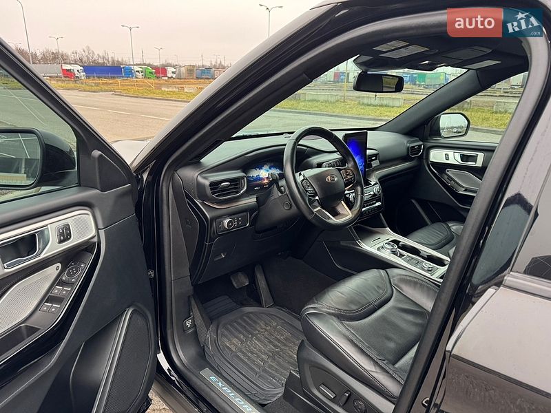 Внедорожник / Кроссовер Ford Explorer 2021 в Львове